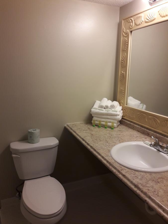 Ocean Waves Hotel Myrtle Beach Eksteriør billede